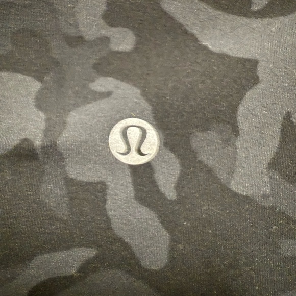 🍋 LULULEMON Align Crop *21" Black Camouflage Leggings Size 10 - Picture 10 of 14